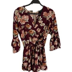 See You Monday Women’s SZ L Shorts Romper Tie Front V Neck Burgandy with Floral